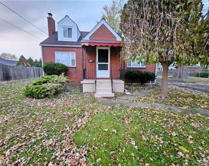 55 Fairfield Avenue, Lancaster
