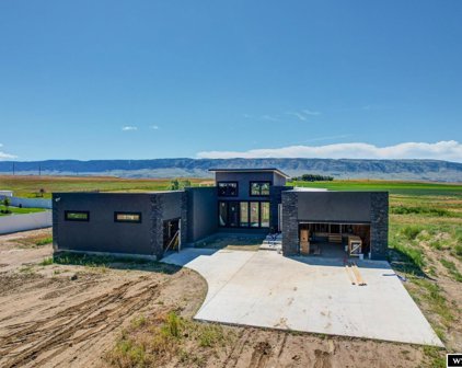6563 Poison Spider Lane, Mills
