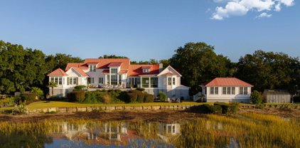 339 Bayview Drive, Mount Pleasant
