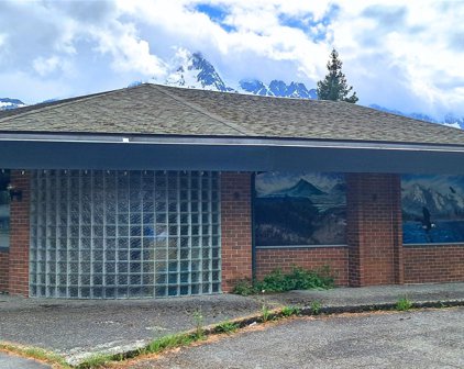 1200 Seeman Unit #St, Darrington