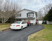 41 Pine Edge Drive, East Moriches image