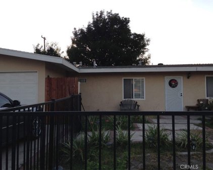 1114 N Gates Street, Santa Ana