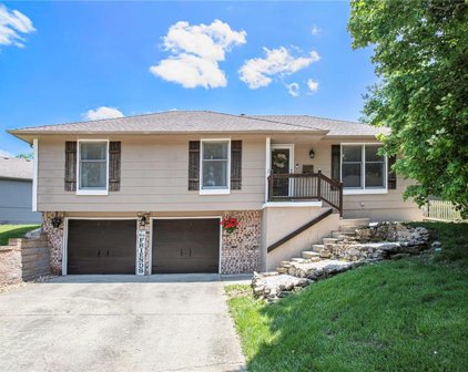 2049 NE Concord Street, Lee's Summit