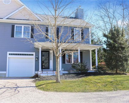 10 Crestview  Drive Unit 5, Westerly