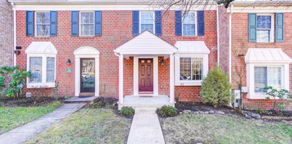 22 Marshs Victory, Catonsville