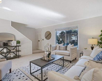1260 Pine Creek Unit D, Concord