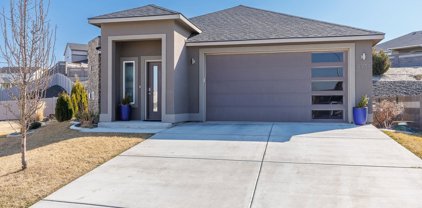 4939 Smitty Dr, Richland
