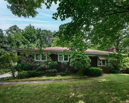 121 River St, Palmer