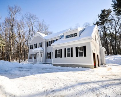 75 Lowell Rd, Westford