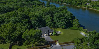 2323 McGavock Pike, Nashville