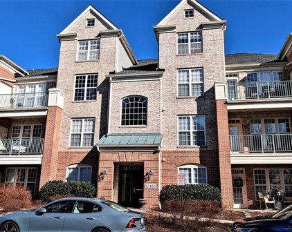12160 Abington Hall Pl Unit #203, Reston