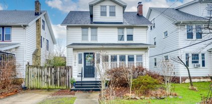 3844 Mayfield Road, Cleveland Heights
