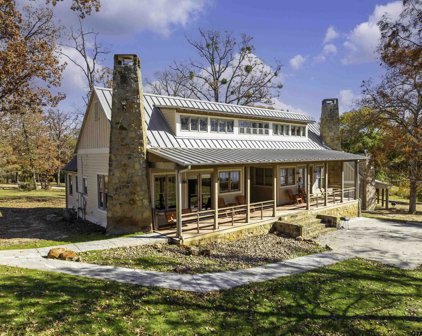 22045 FM 1995, Lindale