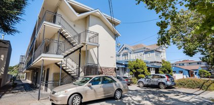 2215 Central Ave, Alameda