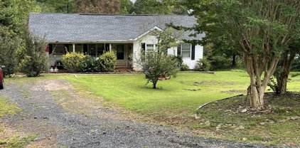 155 Oakwood Drive, Dahlonega