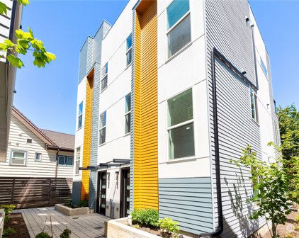 828 NW 56th Street Unit #B, Seattle