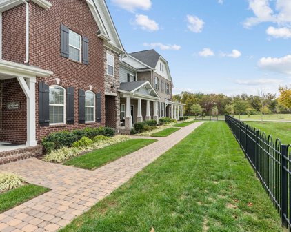 1643 Drakes Creek Rd, Hendersonville