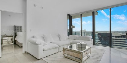 88 Sw 7th St Unit #2208, Miami