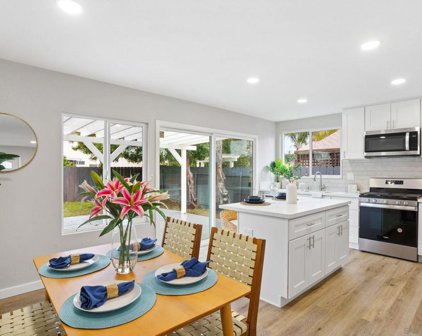 11363 Acrux Dr, Mira Mesa
