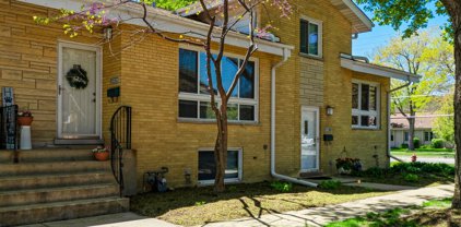 1533 N Arlington Heights Road Unit #B, Arlington Heights