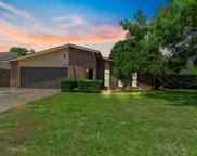 6929 Red Fox  Trail, Fort Worth image