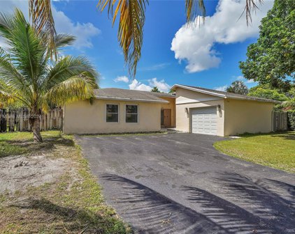 387 Nw 39th Way, Deerfield Beach