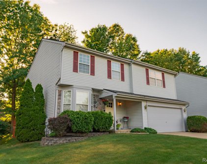 3234 Valley Rise, Holly Vlg