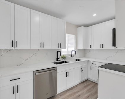 1300 Ne 180th St, North Miami Beach