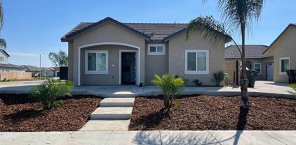 8413 Frankie Lou, Bakersfield