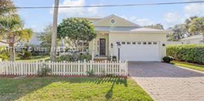 311 Florida Ave, New Smyrna Beach