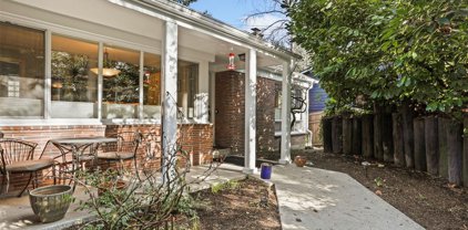 19006 Ballinger Way NE, Lake Forest Park