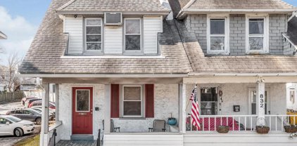 830 Montgomery Ave, Narberth