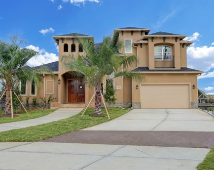 502 Amalfi Drive, Kemah
