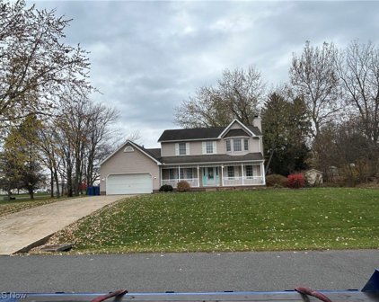 2140 Martin Crest Drive, Akron