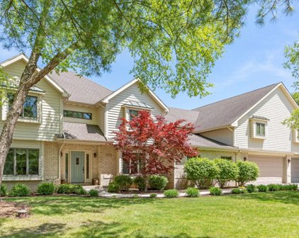 24504 W Park River Lane, Shorewood