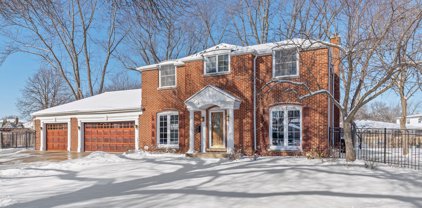2402 E Northwood Court, Arlington Heights