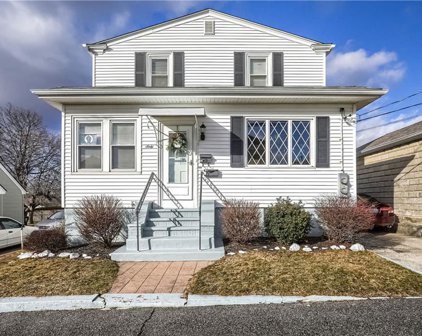 60 Maplewood  Avenue, Cranston