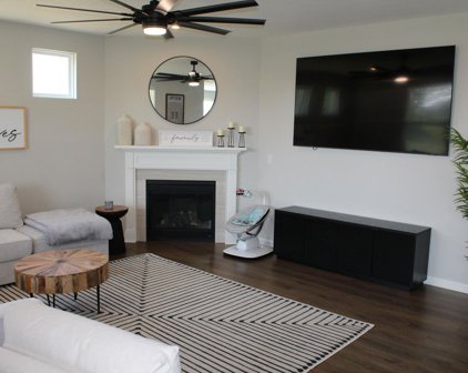 4955 Oak Hill Drive, Lebanon