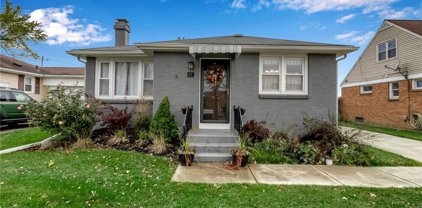 11 Betty Lou Lane, Cheektowaga