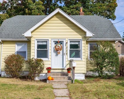 336 S 4th Street, Lindenhurst