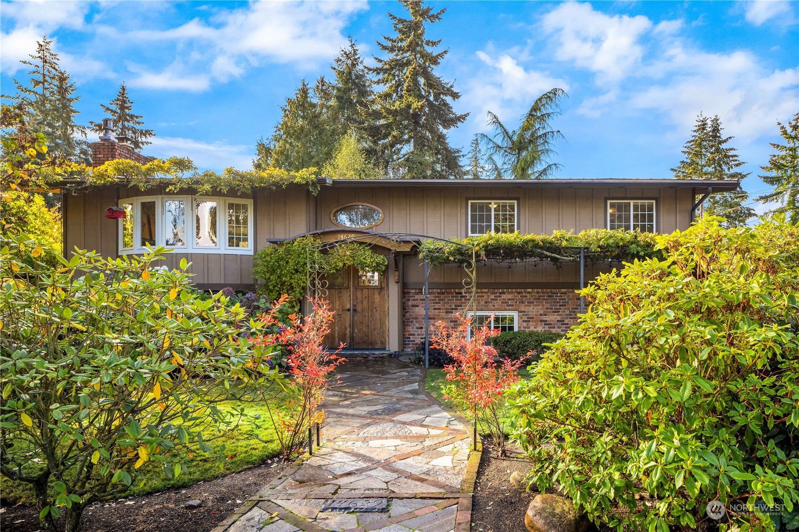 14629 20th Avenue SW, Burien MLS 2013208 Skyline Properties, Inc