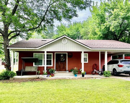 601 S 1st Avenue Avenue, Madill