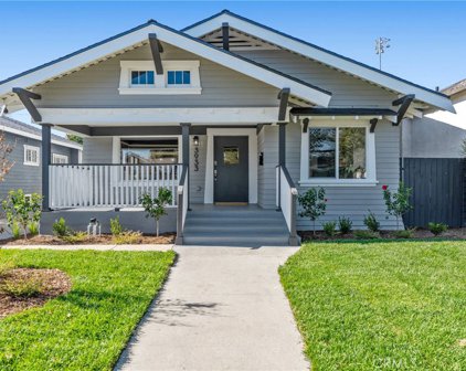 3933 S Harvard Boulevard, Los Angeles