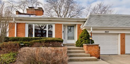 2627 E Bel Aire Drive, Arlington Heights