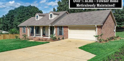 220 Hickory Lane, Batesville
