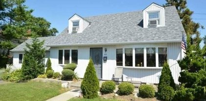 63 Van Buren Street, Baldwin