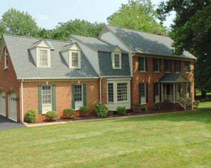 7589 Cannoneer Ct, Warrenton