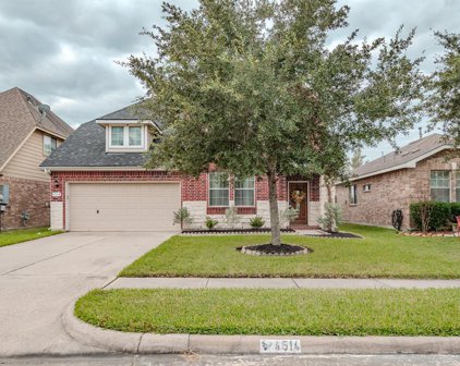 4514 Meadow Way Drive, Deer Park