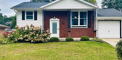 2721 Schumacher Drive, Mishawaka
