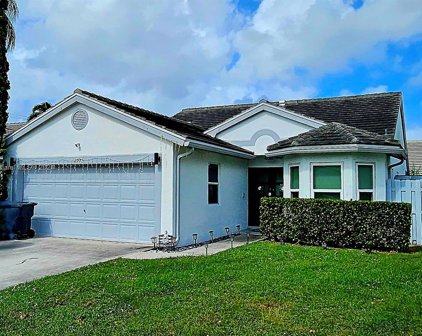 2975 Torrey Pine Ln, Lake Worth